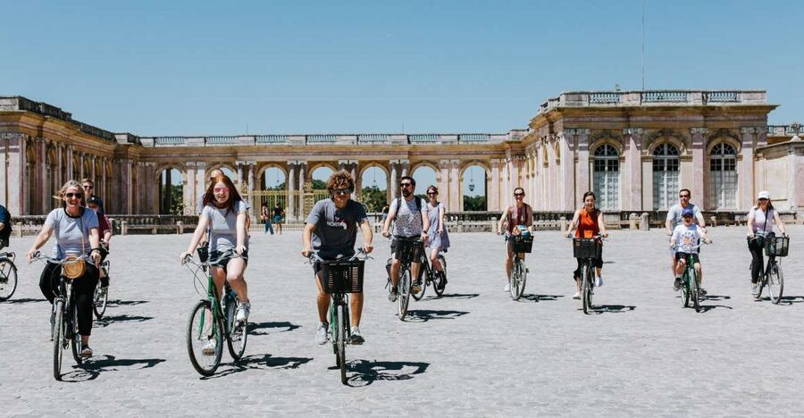 From Paris: Bike Tour to Versailles with Timed Palace Entry - Meet at Le Peloton Café and start the day like a local