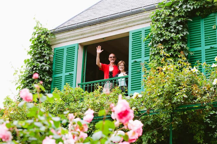 From Paris: Monet Garden & Giverny Bike Tour and Picnic Stop - Vernon Farmers’ Market Picnic: Buying Lunch the Right Way