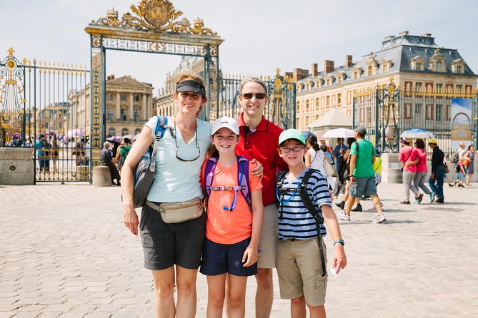 From Paris: Versailles Bike Tour w/ Palace, Gardens, & Picnic - RER train to Versailles: the practical part done for you