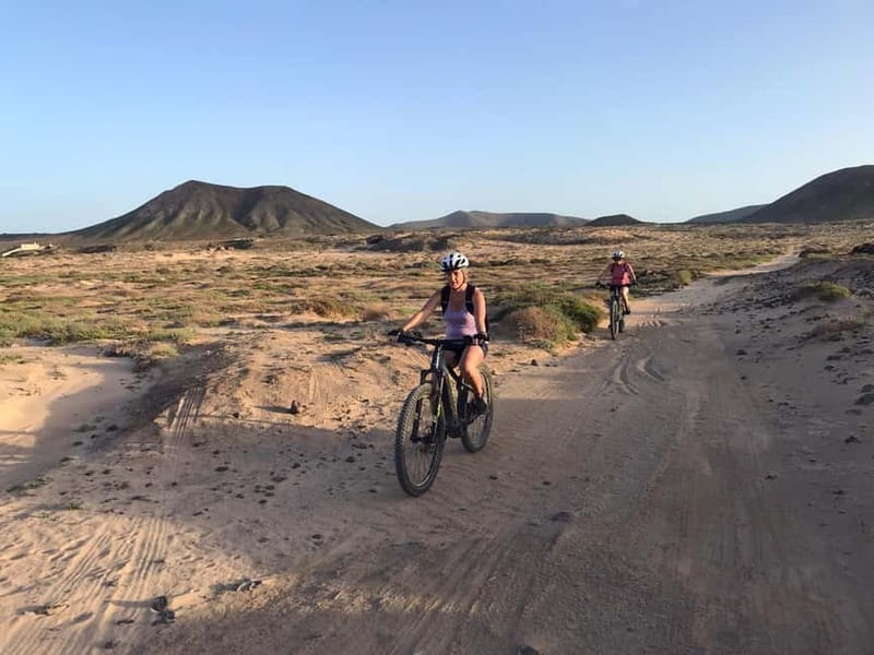 Fuerteventura North: PREMIUM E-bike guided tour - El Cotillo Break: Coast Air and Fishing-Village Feel