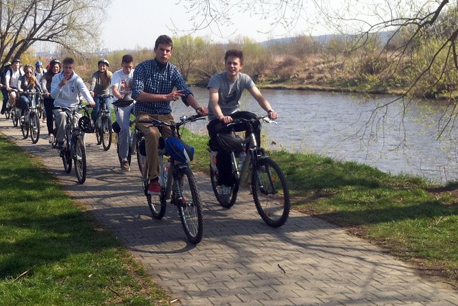 Full-Day Countryside Bike Tour to Karlstejn Castle (small group) - Meeting at Praha Bike: Getting Set Up Fast
