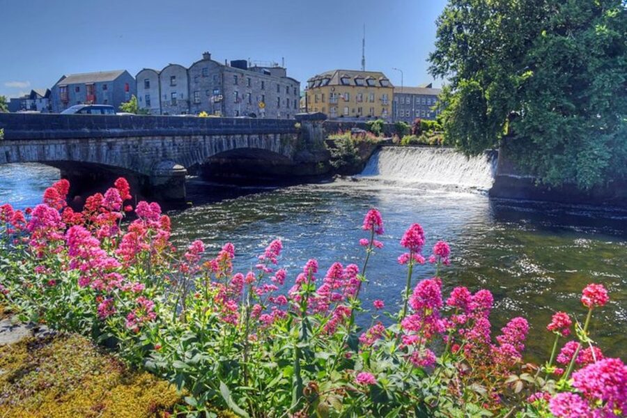 Galway: Guided eBike City Sightseeing Tour - Salthill Promenade and Blackrock Tower photo time