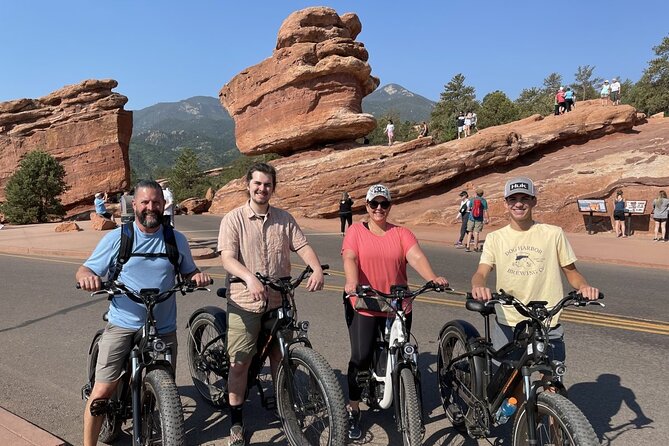 Garden of the Gods Highlights and Gems Guided E-Bike eBike Tour - Starting on Manitou Ave: The Easy Roll Into the Sights