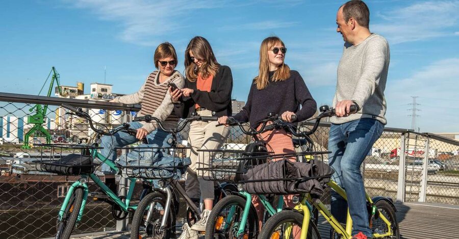 Ghent: City Highlights and Hidden Gems Guided Bike Tour - Key things to know before you ride