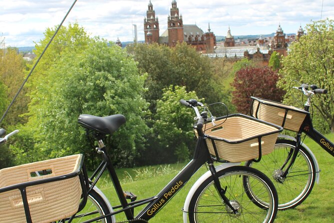 Glasgow Highlights Bike or Ebike Tour - Meeting at the Pentagon Centre: start time and the feel of the group