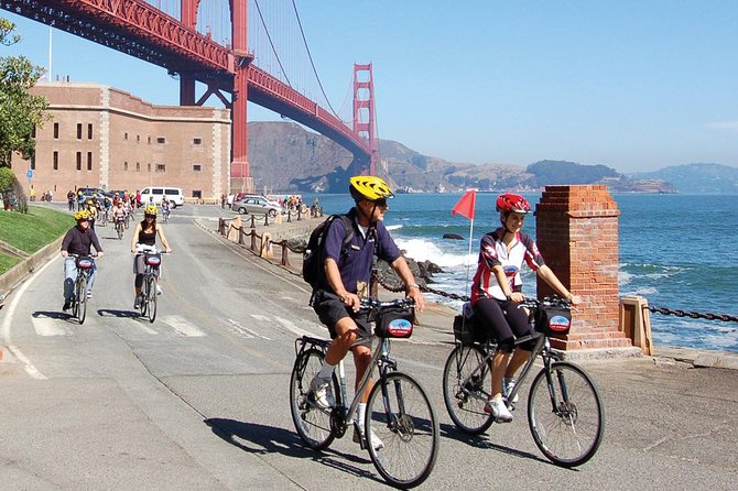 Golden Gate Bridge Guided Bicycle or E-Bike Tour from San Francisco to Sausalito - The first stretch: waterfront views and easy momentum