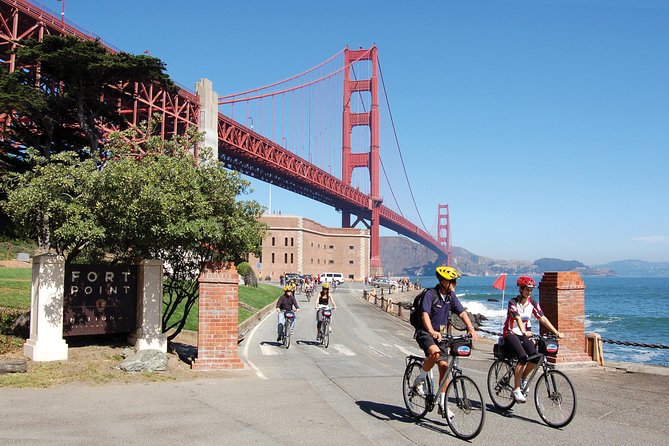 Golden Gate Bridge Guided Bicycle Tour with Lunch at Local Hotspot - Entering the Golden Gate Bike Path: Fisherman’s Wharf to the Bridge Route