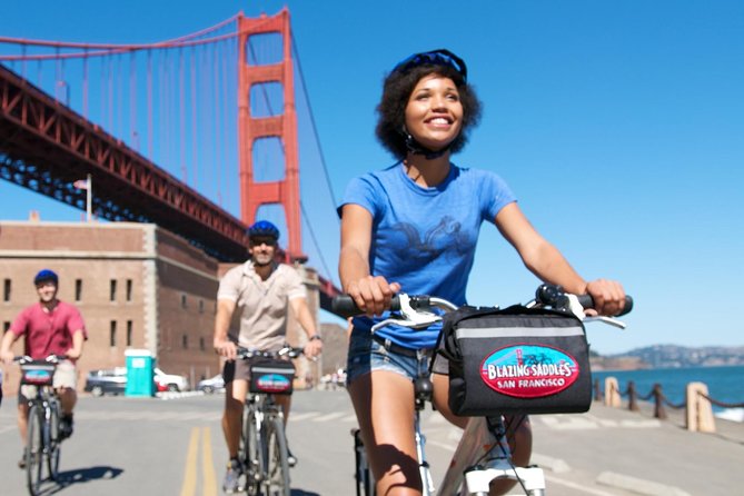 Golden Gate Bridge Guided Bicycle Tour with Lunch at Local Hotspot - Crossing the Golden Gate Bridge by Bike: Your Best Photo and Your Real Memory