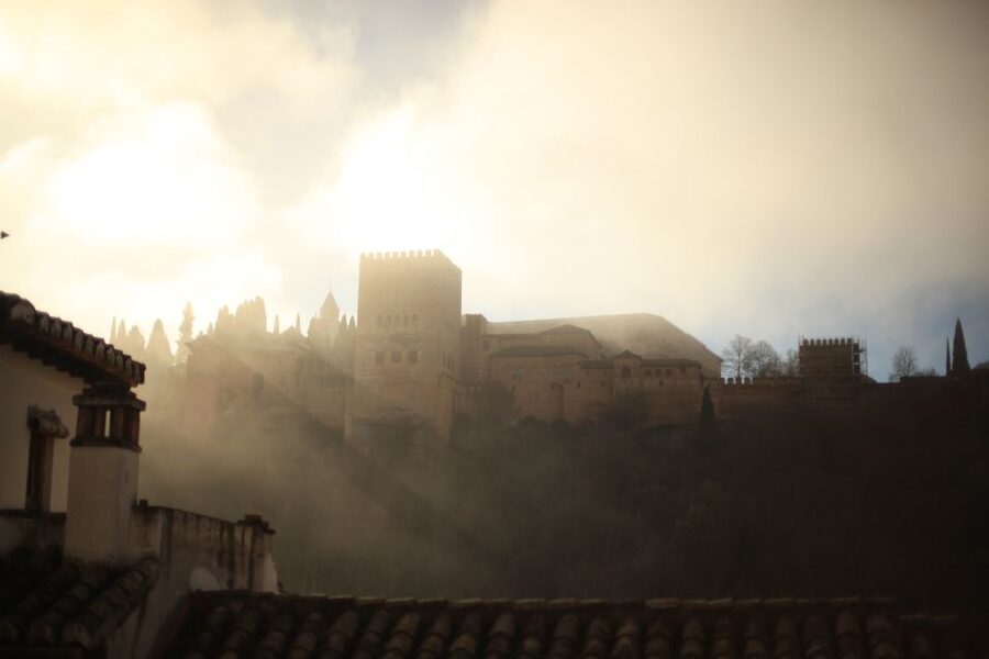 Granada: Albaicin and Sacromonte E-Bike Tour - Key Things You’ll Notice on This Tour