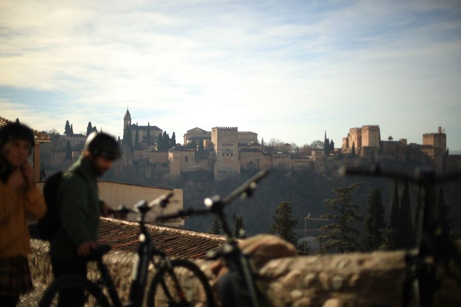 Granada: Albaicin and Sacromonte E-Bike Tour - Choosing Group vs Private: What Changes