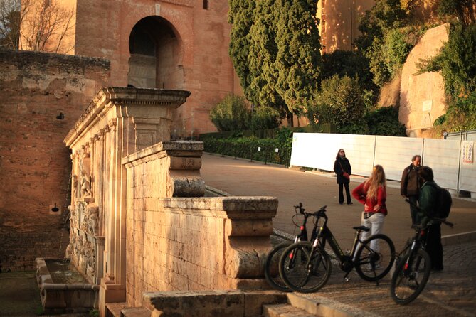 Granada: Alhambra and Sierra Nevada Sunset Views by E-Bike - Stop 3: Albaicín From a Non-Touristic Angle (And the Story Behind It)