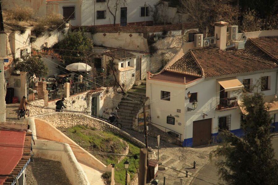 Granada: Highlights & Viewpoints eBike Tour with Tapas Break - Quick things you should know before you go
