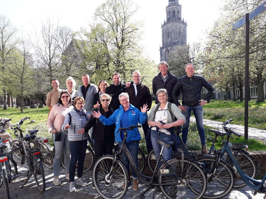 Groningen: City Highlights Bike Tour - Guides and the small-group advantage