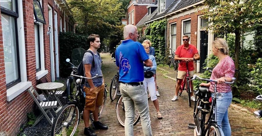 Groningen: City Highlights Bike Tour - Price and what you actually get for $32