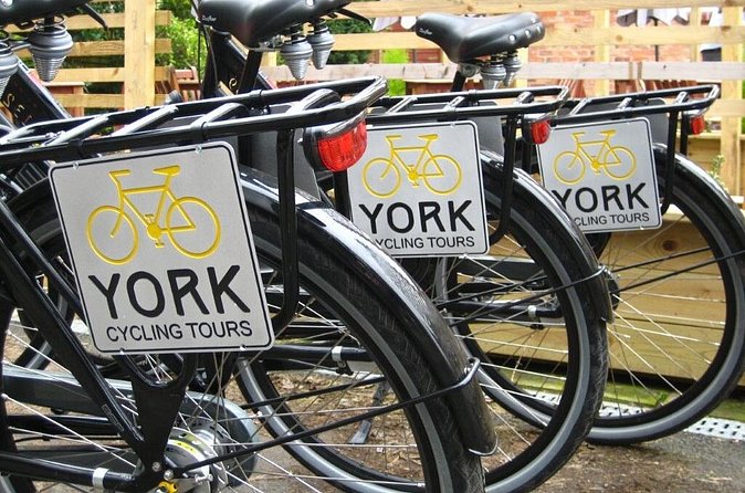 Guided Bike Tour in York - Stop 2: Clifford’s Tower and the People Around It