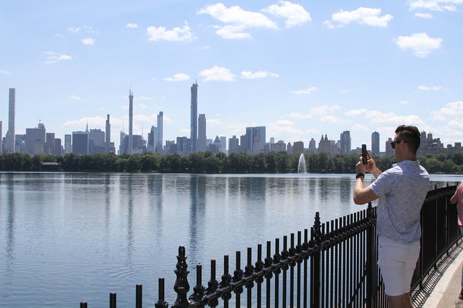 Guided Bike Tour of Central Park New York City - The guide’s role: why names like Michael and Chris matter