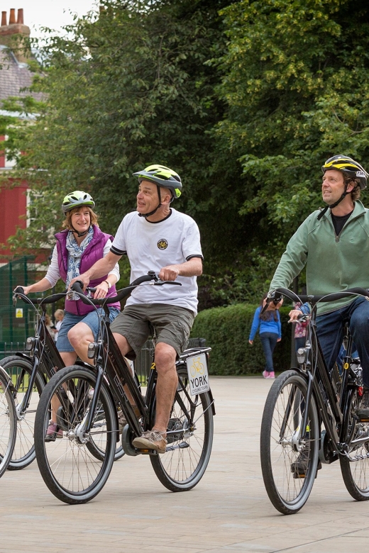 Guided Cycling Tour of York - About those stops: why they beat walking or bus sightseeing
