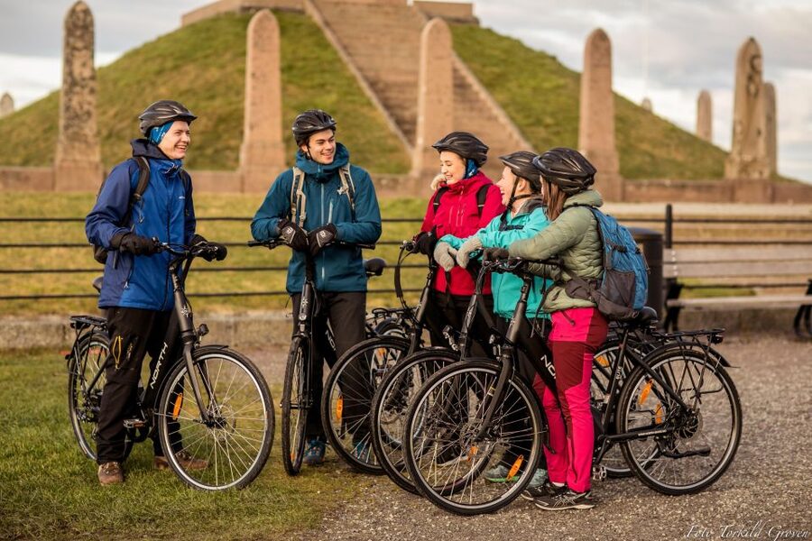 Guided E-Bike Tour in Haugesund: city, vikings, Rising Tides - Harald Fairhair’s story: monuments that explain why Haugesund feels Viking-linked