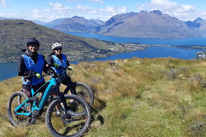 Guided eBike Tour 'Ride to the Sky' - High Country farming and Māori myths on the ride