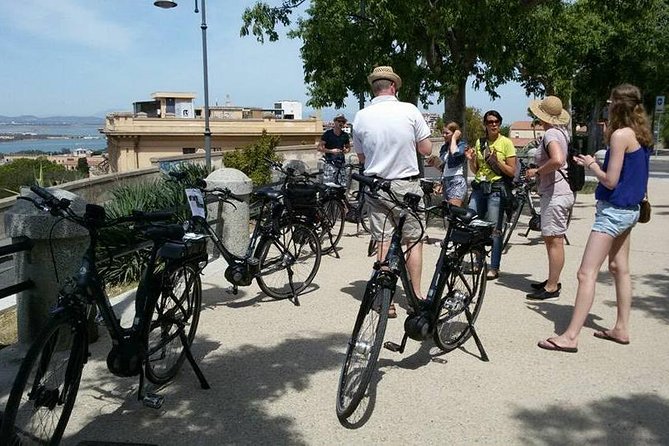Guided Electric Bicycle Tour in Cagliari - Il Ghetto and fortress entrances: stories behind the stone