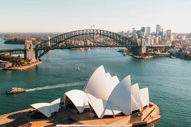 Guided Electric Bike Tour of Sydney with Bluetooth helmets - Why Bluetooth-helmet e-biking feels made for Sydney’s waterfront