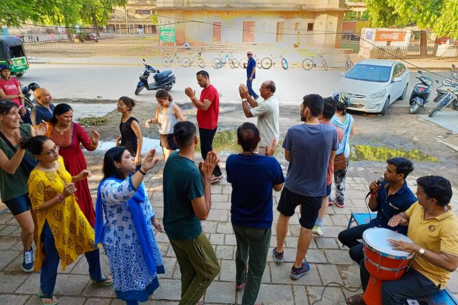Guided Morning Bicycle Tour with Food Tasting in Jaipur - Walled City streets: Pink terracotta, gates, and “why is it shaped like that?”