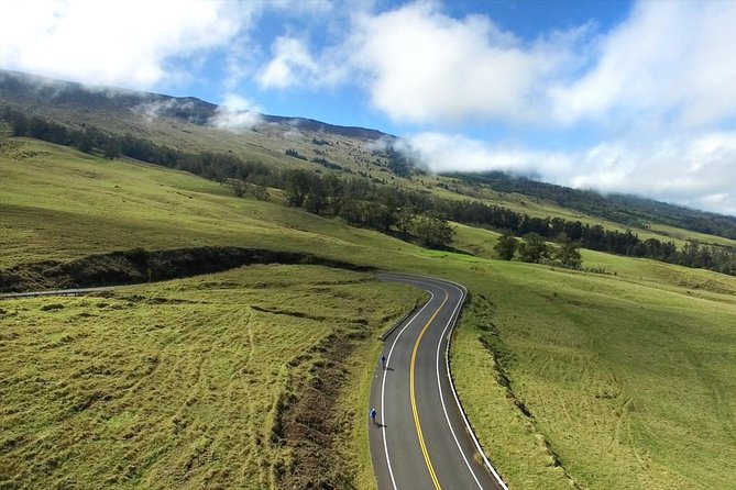 Haleakala Morning Best Guided Bike Tour with Bike Maui - The 6-hour rhythm: shuttle, Upcountry Maui, then Makawao
