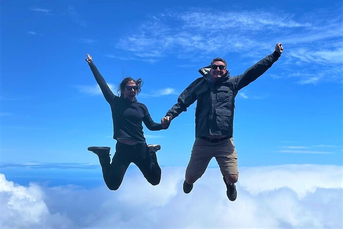 Haleakala Sunrise Best Self-Guided Bike Tour - Up to the summit: van ride, park stops, and the wait for the sky