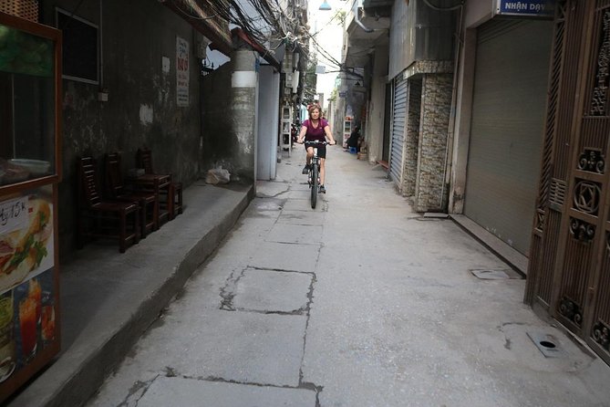 Half-Day Bicycle Tour Combine City & Countryside + Train Street - The ride schedule: 4 hours, two start times, and a real pace