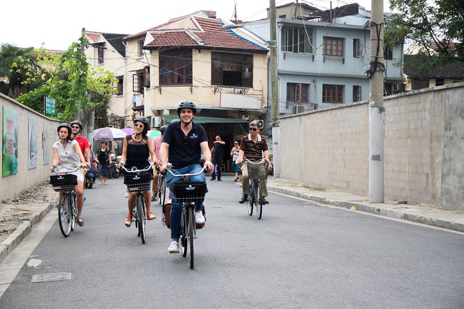 Half-Day Bike Tour of Shanghai Old Town with Food Tasting - A 4-hour Shanghai Old Town ride that doesn’t feel rushed