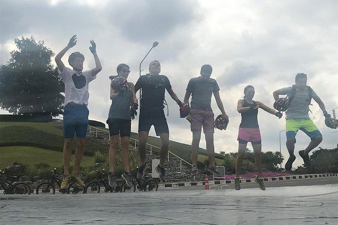 Half-day E-bike Nam Phrae (hilly, fully paved roads, GUIDED) - E-bike and gear: what you get, and what you should watch