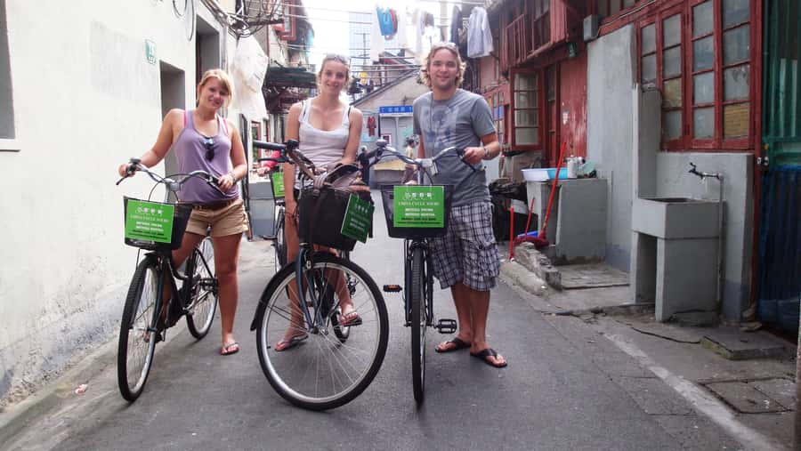 Half-Day Old Shanghai Small Group Bike Tour (Day & Night) - Day or night departures, plus a possible ferry to Pudong