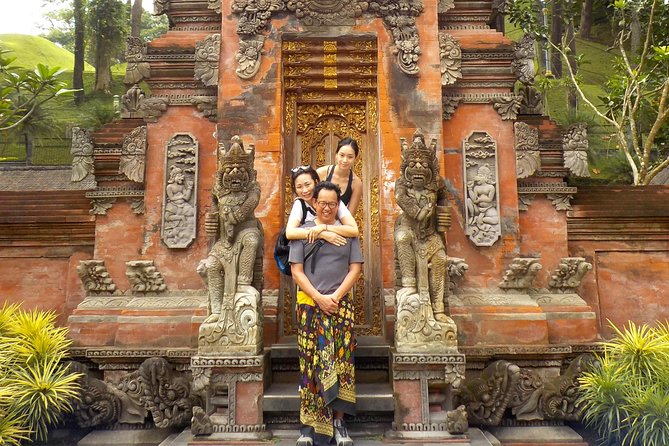 Half-Day Ubud Electric Cycling Tour to Tirta Empul Water Temple - Guides and safety: small group, clear support