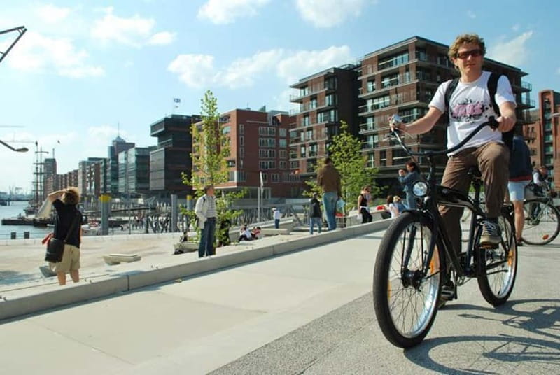 Hamburg 3-Hour Bike Tour - Hamburg by bike: why a 3-hour loop makes sense