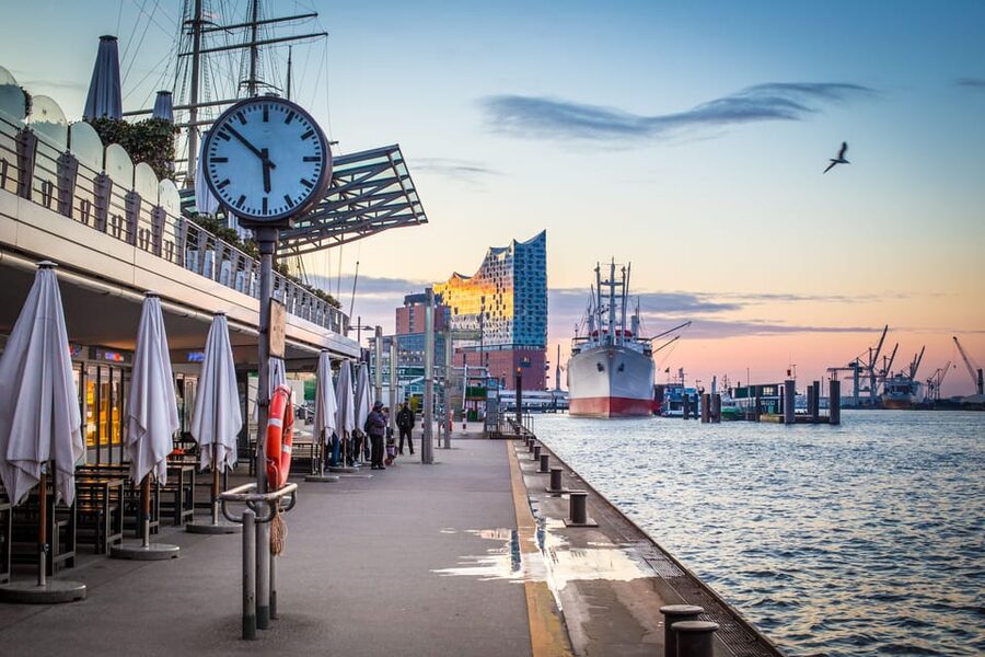 Hamburg: Guided Bike Tour - Should you book this tour?