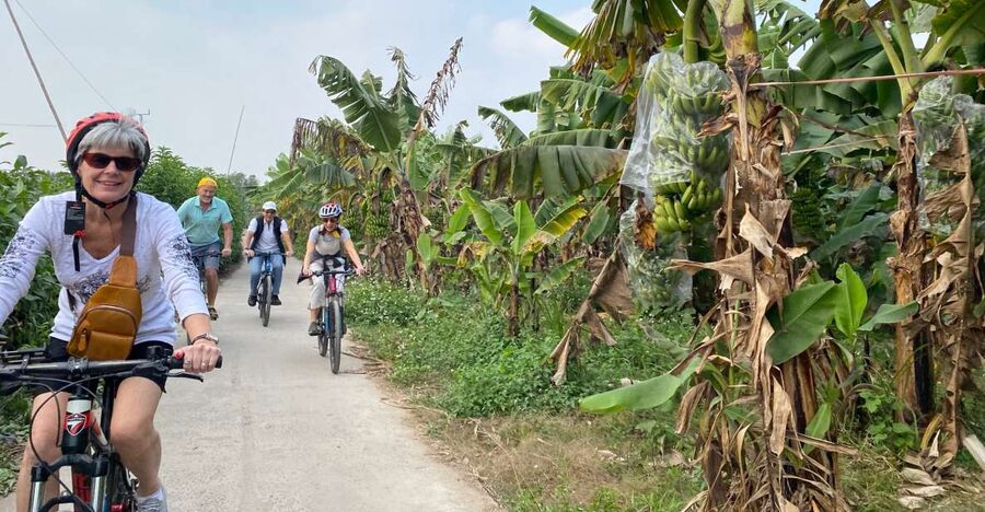 Hanoi: Bike Tour Through Hidden Gems and Banana Island - Key things that make this ride worth your time