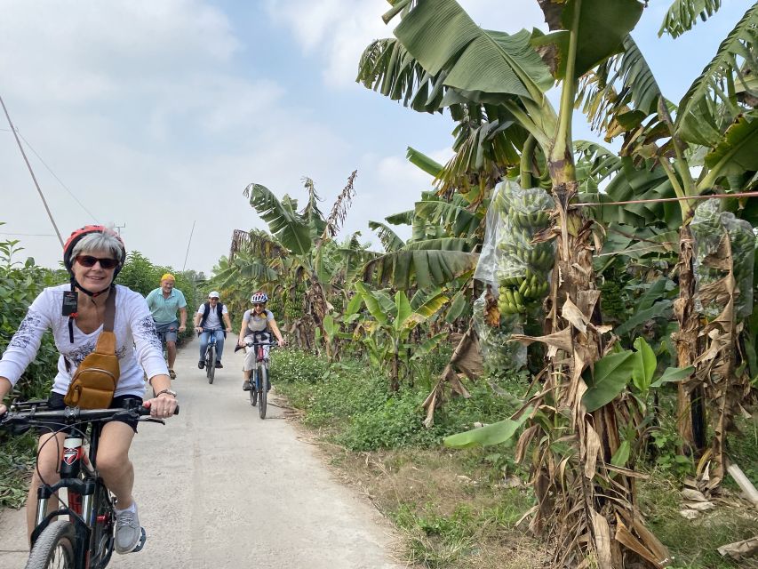 Hanoi: Bike Tour Through Hidden Gems and Banana Island - Why Hanoi looks different from a bike