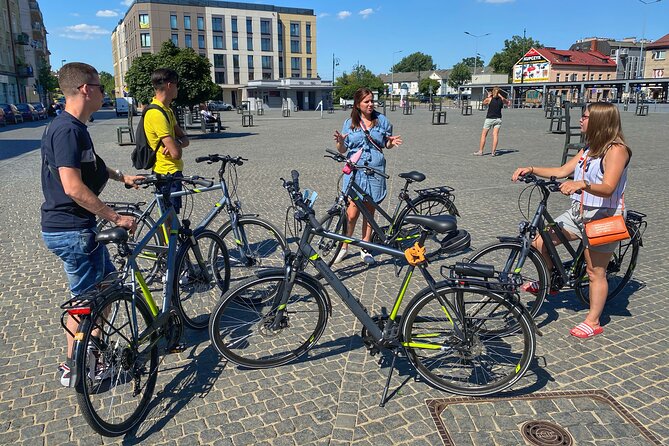 Hidden Krakow Bike Tour - Bikes, Safety, and the Small-Group Rhythm