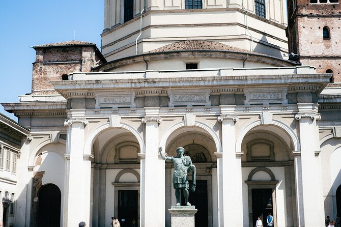 Highlights and hidden gems of Milan Bike Tour - Parco Sempione and Roman remnants: green pause and ancient clues