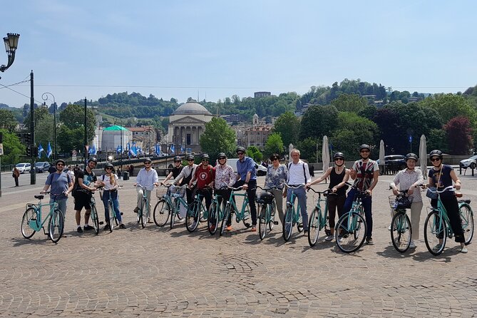 Highlights and hidden gems of Turin Bike Tour - Riding the Po River into Valentino Park: birds, breeze, and royal summers