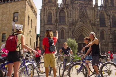 Highlights & Hidden Spots of Barcelona Bike Tour w/ Local Guide - Getting value from $42.33: what’s included and what costs extra