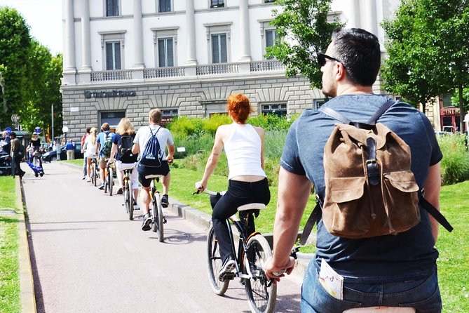 Highlights of Florence Bike Tour (E-bike Upgrade Available) - Palazzo territory: Pitti and the natural hill effect