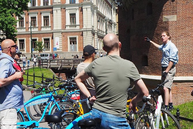Highlights of Krakow Bike Tour - Small group - Wawel Castle and the Vistula River: royal Krakow by bike