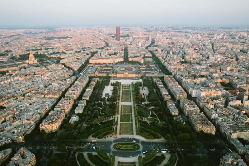 Highlights of Paris Bike Tour in English or Dutch - Key Things To Know Before You Ride