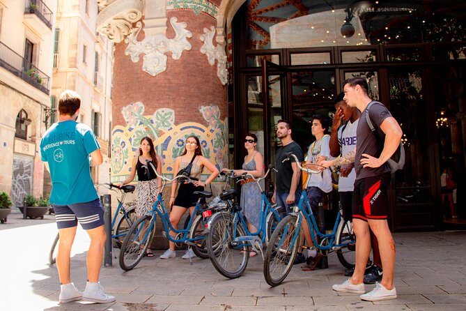 Historical and Modernist Bike Tour Barcelona - Barri Gòtic and Santa Maria del Mar: two kinds of Gothic you can compare