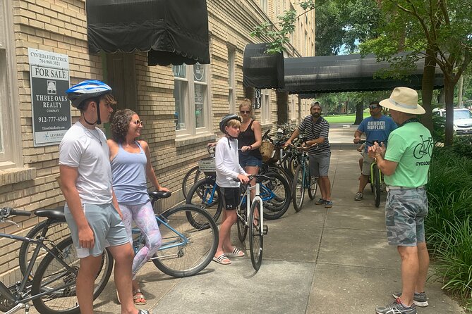 Historical Electric Bike Tour and Keep - Guide style, pace, and using pedal assist without overthinking it