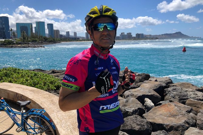 Historical Honolulu Bike Tour - The royal-and-cultural core: Mission Houses, Kawaiaha’o, Kamehameha, and Iolani