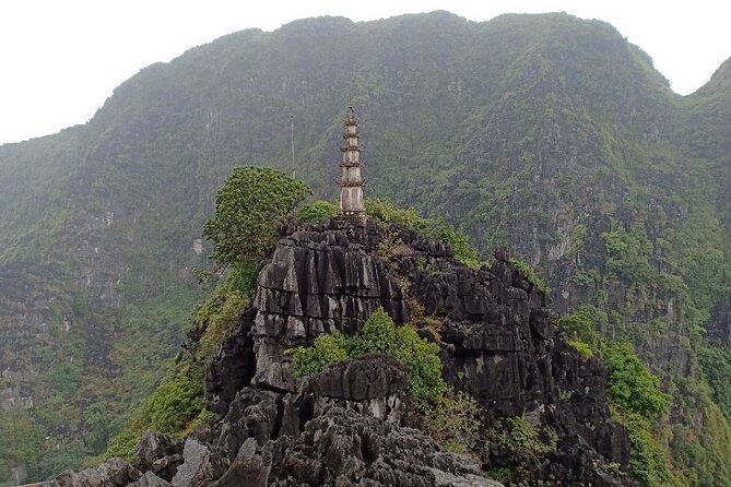 Hoa Lu - Tam Coc: Boat Trip and Bicycle Ride - Lunch at 12:00: Ninh Binh Goat Meat Buffet (and What’s Missing)
