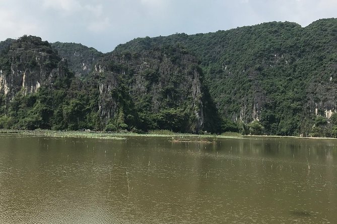 Hoa Lu - Tam Coc: Boat Trip and Bicycle Ride - The Coach, the Timing, and the Bamboo Factory Detour Problem