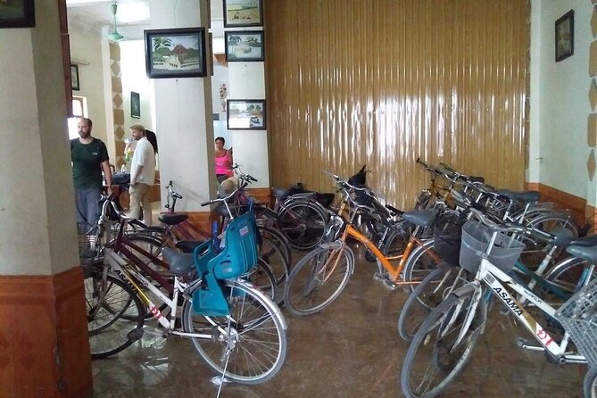 Hoa Lu - Tam Coc: Boat Trip and Bicycle Ride - Hoa Lu Temple Grounds: Dinh and Le Dynasties in Limestone Country